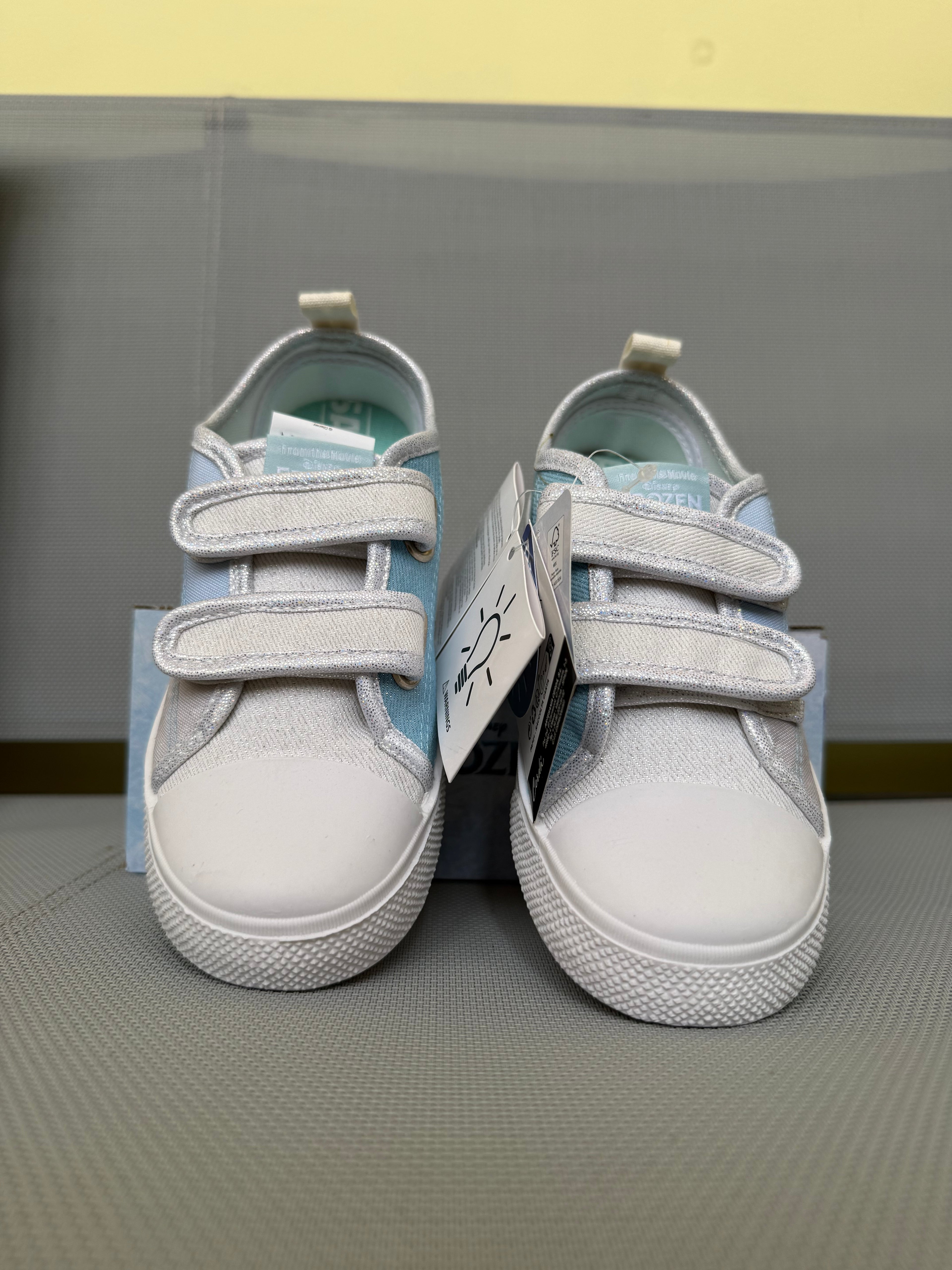 Sneakers Frozen con luci LED